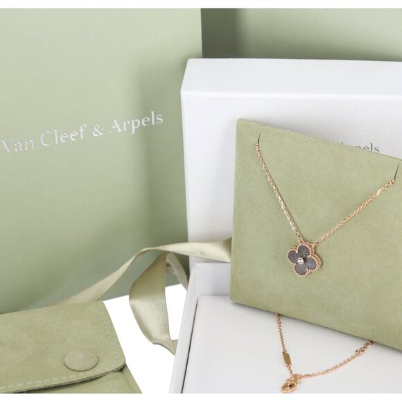 Van Cleef & Arpels Vintage Alhambra Necklace 2023 Holiday Pendant Grey 18K - Picture 5 of 8